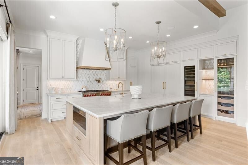 Alpharetta, Georgia, 30004, United States, 6 Bedrooms Bedrooms, ,8 BathroomsBathrooms,Residential,Active,1929430