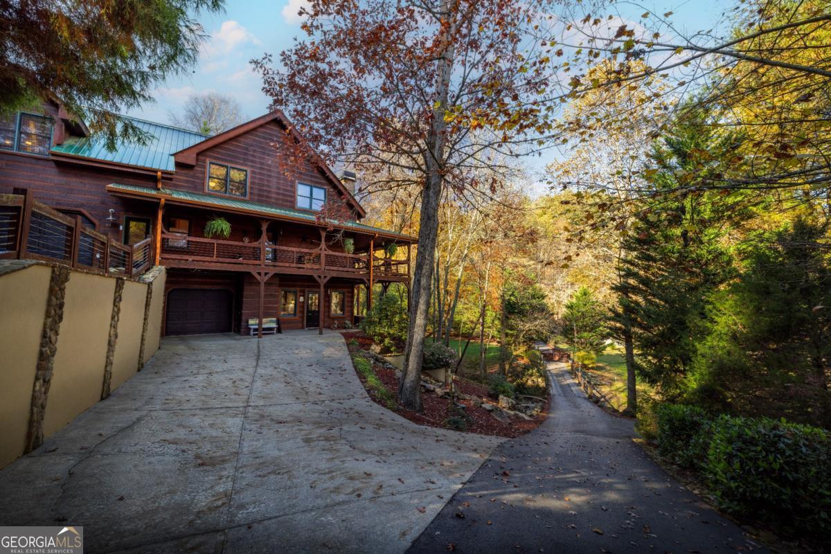 Blue Ridge, Georgia, 30513, United States, 4 Bedrooms Bedrooms, ,4 BathroomsBathrooms,Residential,Active,1990584