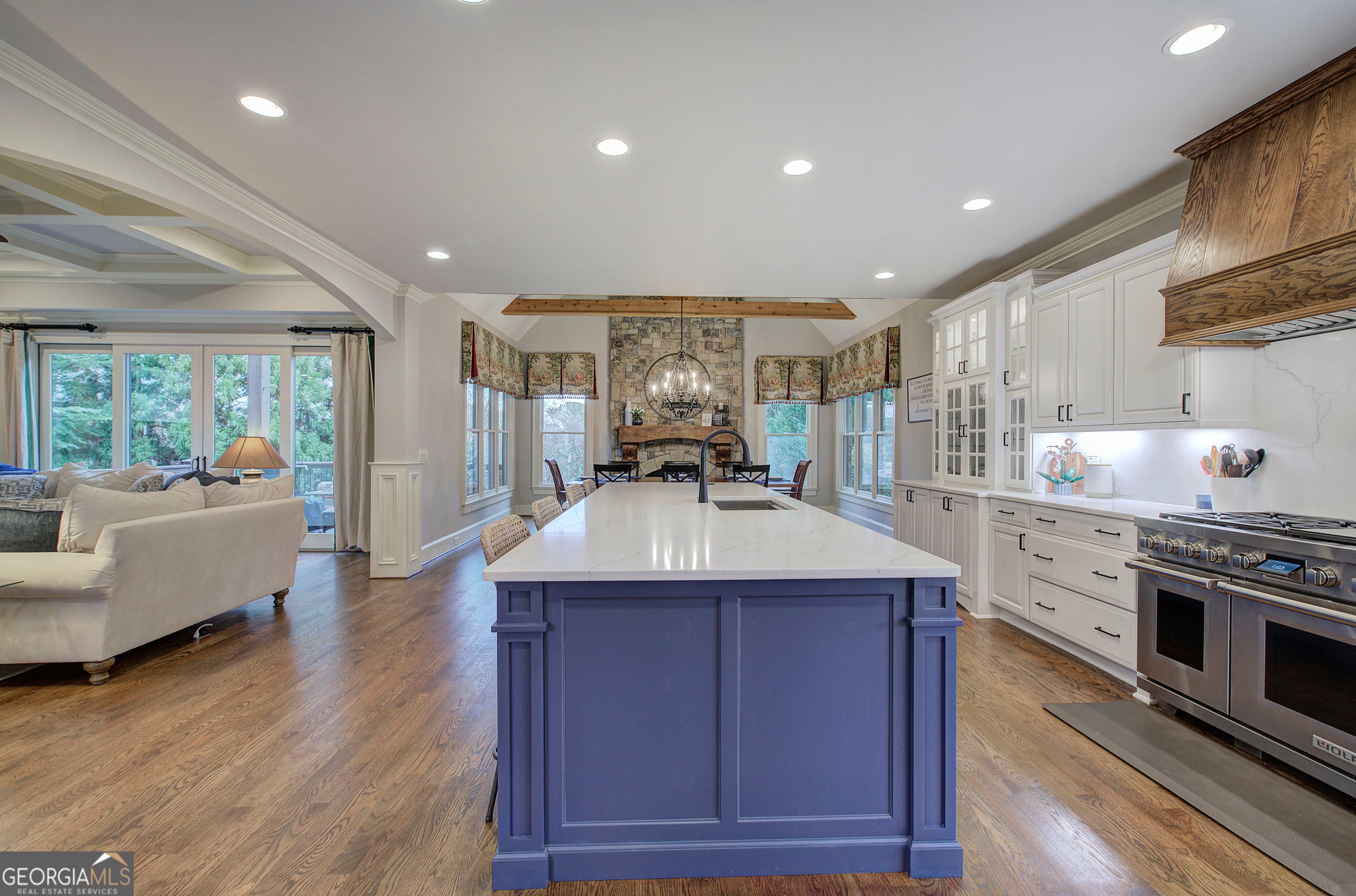 Canton, Georgia, 30114, United States, 6 Bedrooms Bedrooms, ,5 BathroomsBathrooms,Residential,Active,2009409