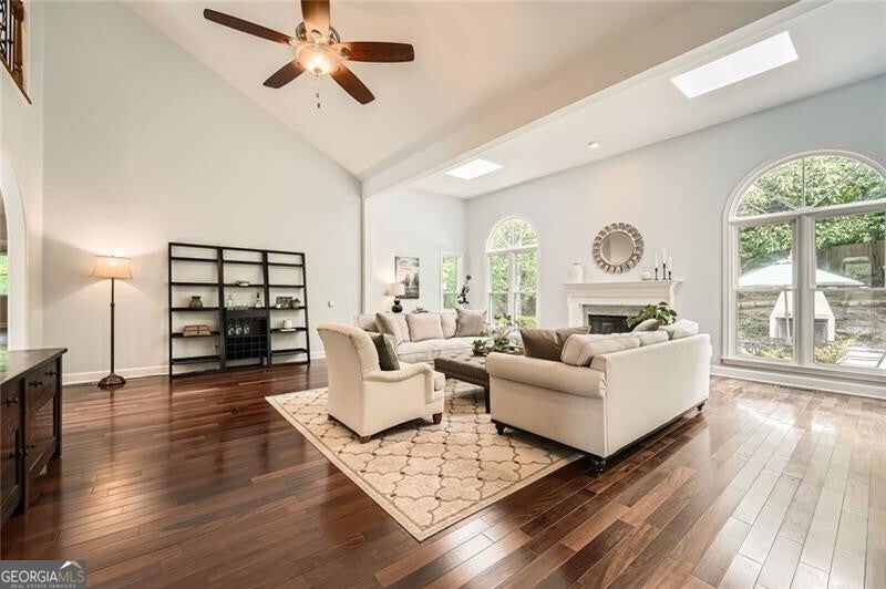 Roswell, Georgia, 30075, United States, 6 Bedrooms Bedrooms, ,6 BathroomsBathrooms,Residential,Active,1831832