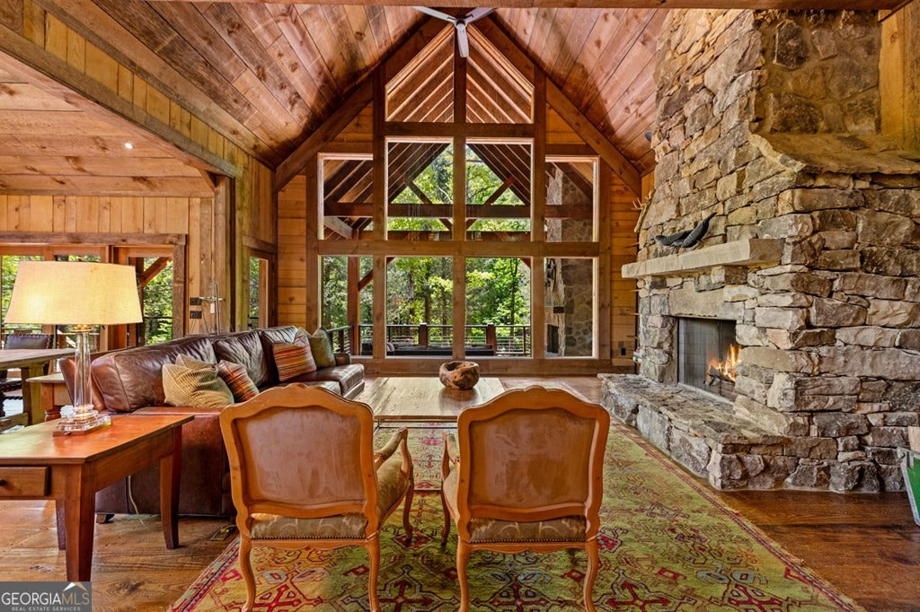 Cherry Log, Georgia, 30522, United States, 5 Bedrooms Bedrooms, ,5 BathroomsBathrooms,Residential,Active,2045694