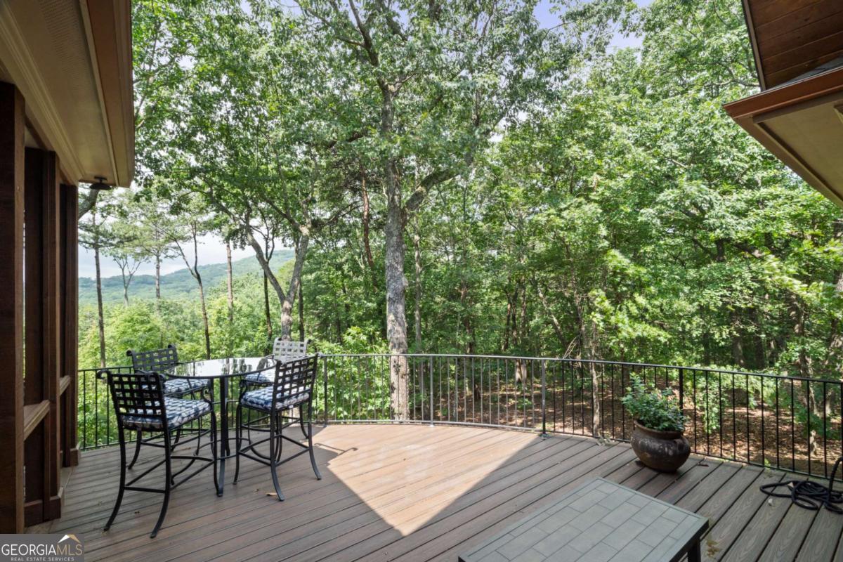 Big Canoe, Georgia, 30143, United States, 5 Bedrooms Bedrooms, ,5 BathroomsBathrooms,Residential,Active,1997601