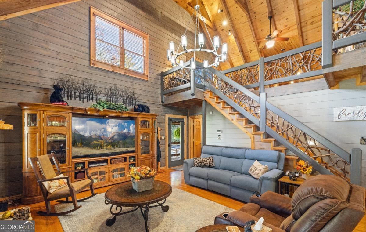 Blue Ridge, Georgia, 30513, United States, 4 Bedrooms Bedrooms, ,4 BathroomsBathrooms,Residential,Active,1990584