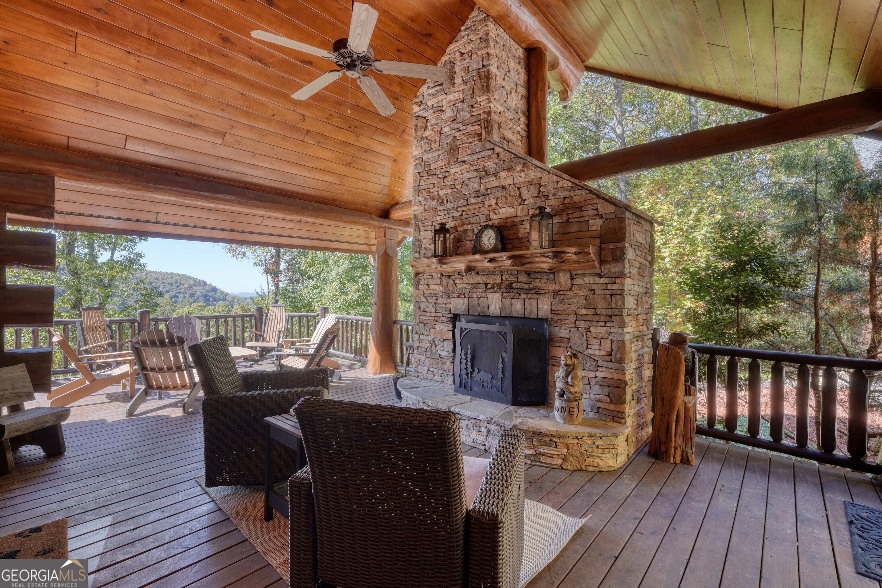 Blue Ridge, Georgia, 30513, United States, 4 Bedrooms Bedrooms, ,5 BathroomsBathrooms,Residential,Active,1969833