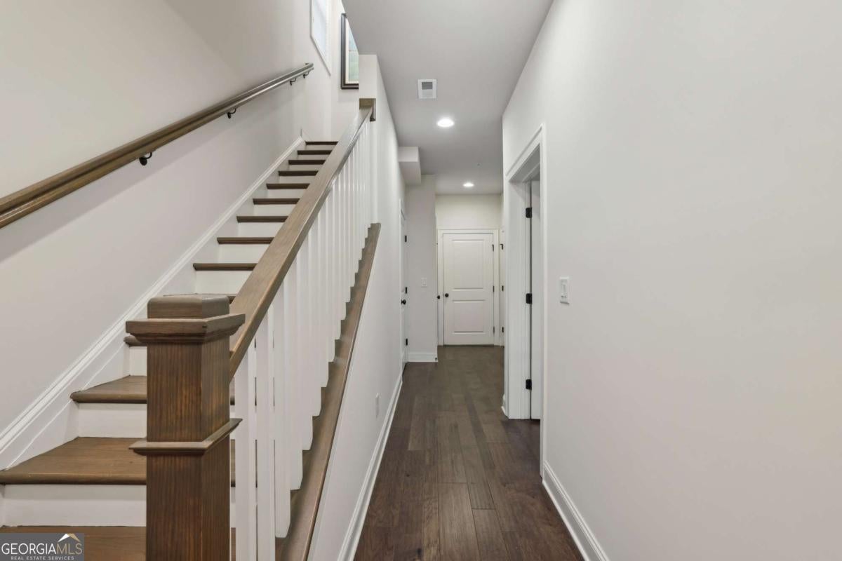 Alpharetta, Georgia, 30009, United States, 3 Bedrooms Bedrooms, ,4 BathroomsBathrooms,Residential,Active,1899885