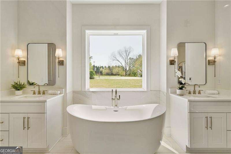 Cumming, Georgia, 30028, United States, 5 Bedrooms Bedrooms, ,5 BathroomsBathrooms,Residential,Active,1764873