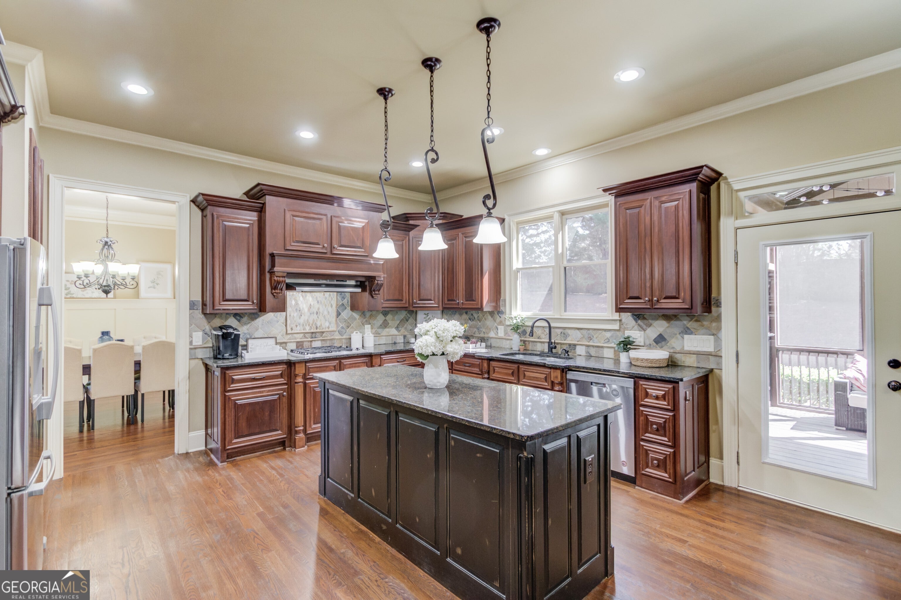 Cumming, Georgia, 30040, United States, 6 Bedrooms Bedrooms, ,7 BathroomsBathrooms,Residential,Active,1898201