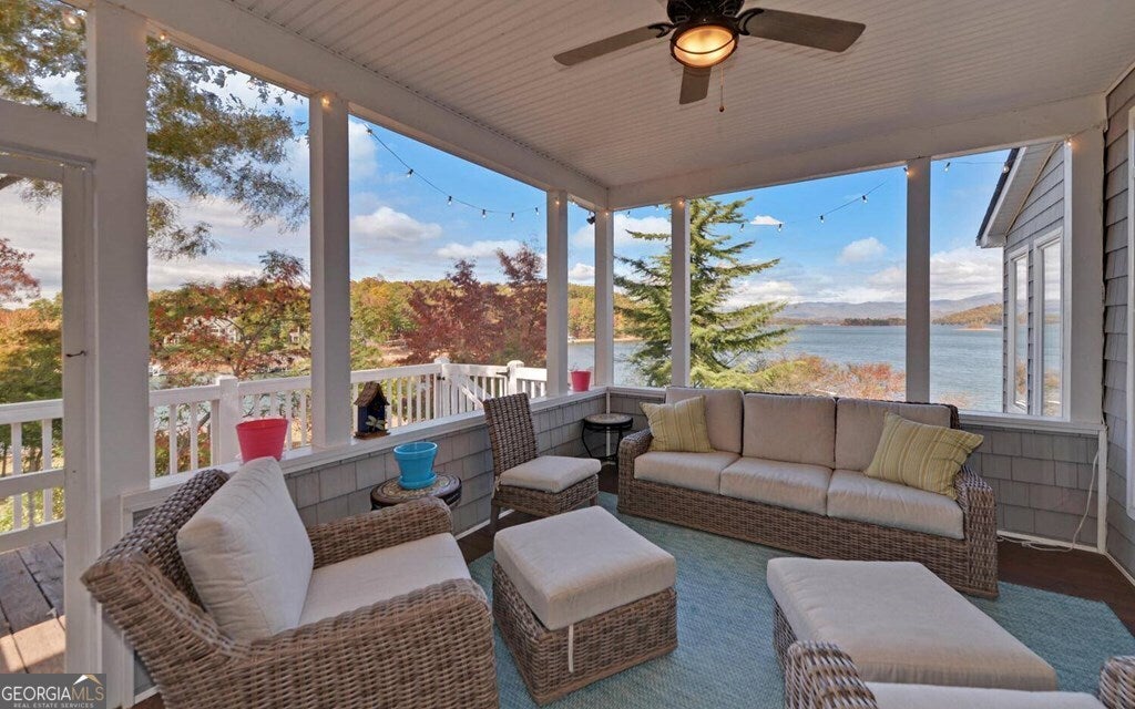 Hiawassee, Georgia, 30546, United States, 8 Bedrooms Bedrooms, ,6 BathroomsBathrooms,Residential,Active,1821963