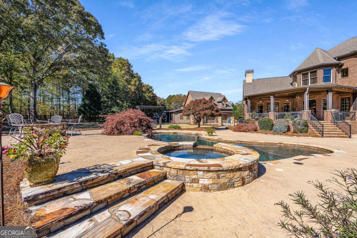 Dacula, Georgia, 30019, United States, 5 Bedrooms Bedrooms, ,5 BathroomsBathrooms,Residential,Active,1990625