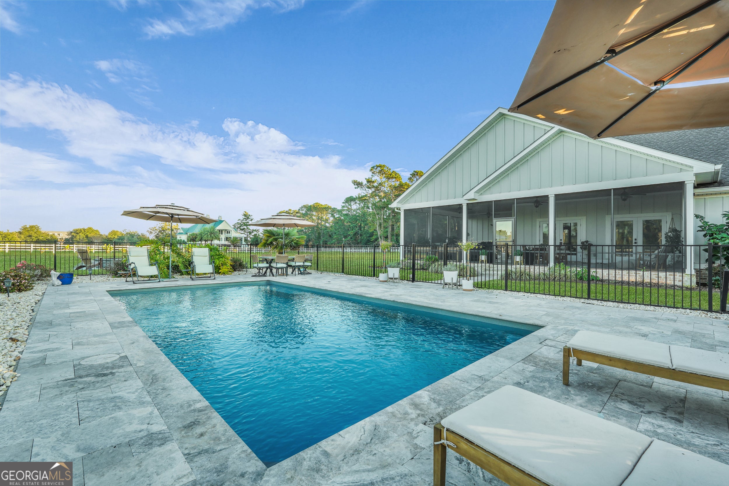 Midway, Georgia, 31320, United States, 5 Bedrooms Bedrooms, ,3 BathroomsBathrooms,Residential,Active,1959929