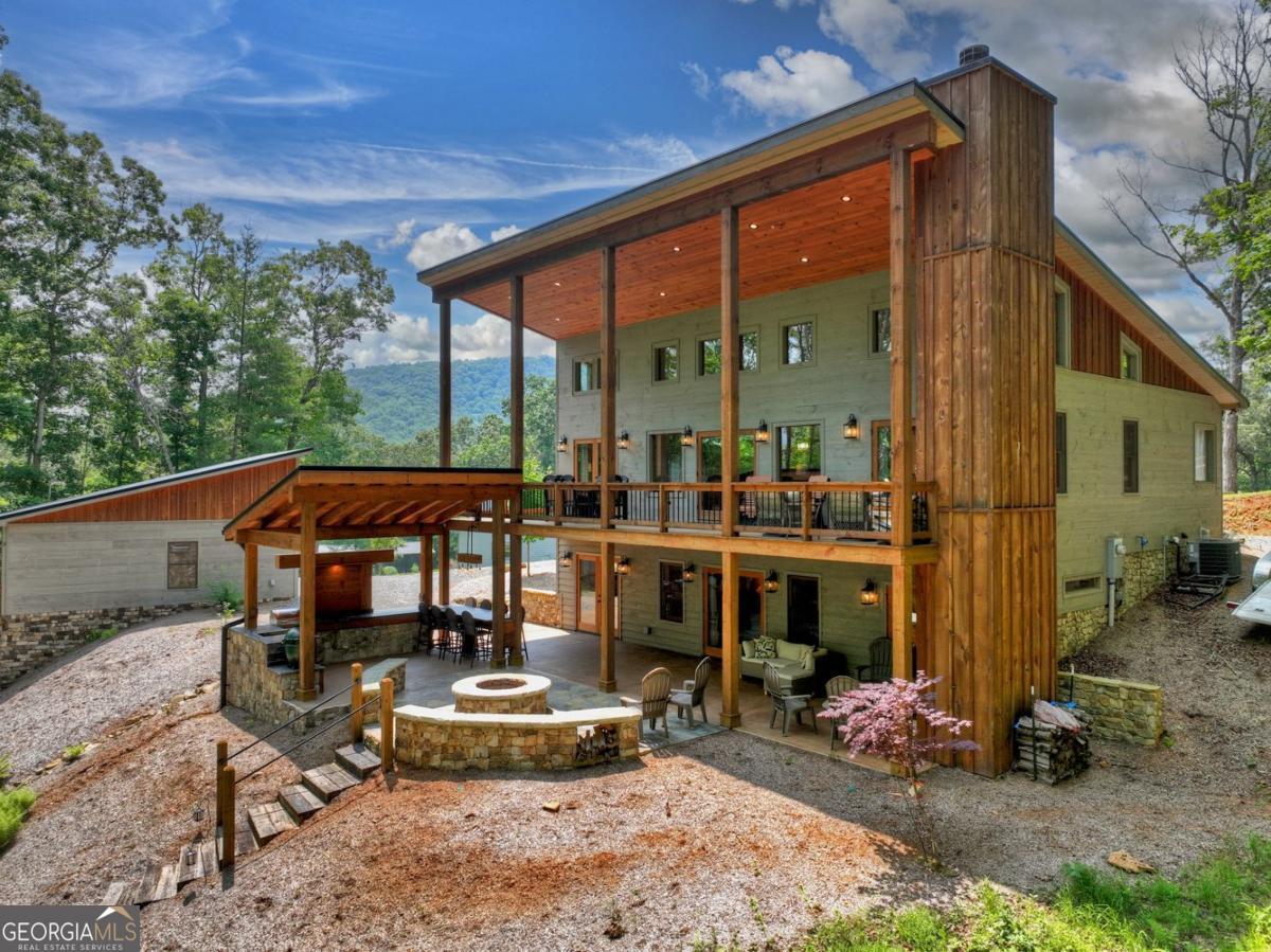 Morganton, Georgia, 30560, United States, 4 Bedrooms Bedrooms, ,4 BathroomsBathrooms,Residential,Active,1853343