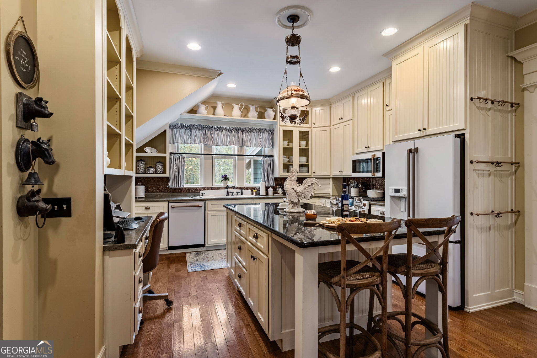 Ellijay, Georgia, 30540, United States, 4 Bedrooms Bedrooms, ,3 BathroomsBathrooms,Residential,Active,1968093