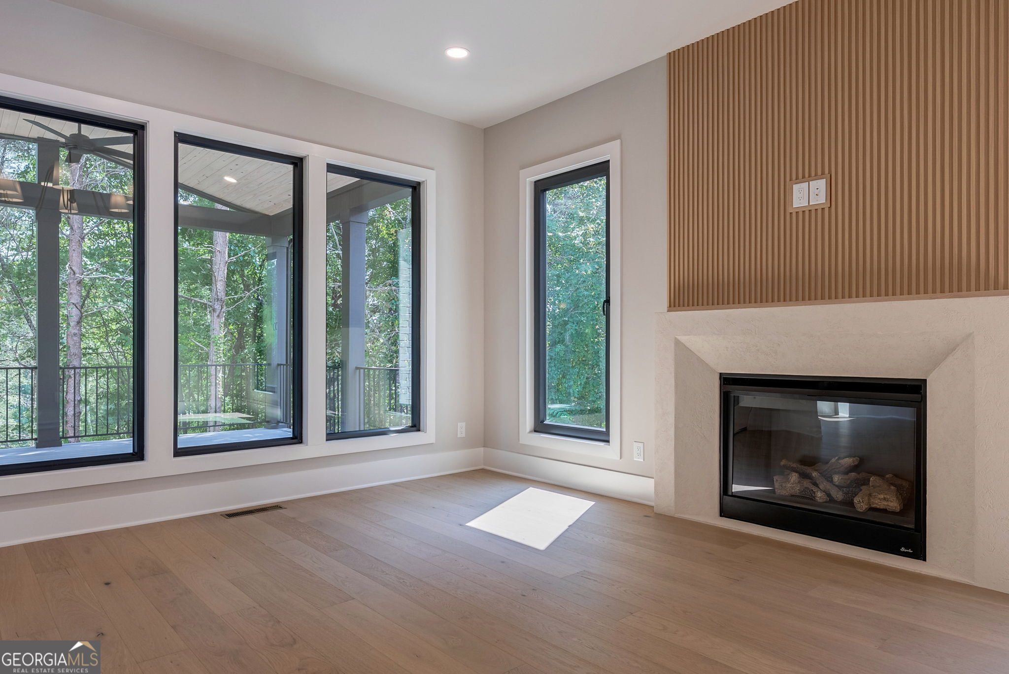 Cumming, Georgia, 30041, United States, 4 Bedrooms Bedrooms, ,4 BathroomsBathrooms,Residential,Active,1945468