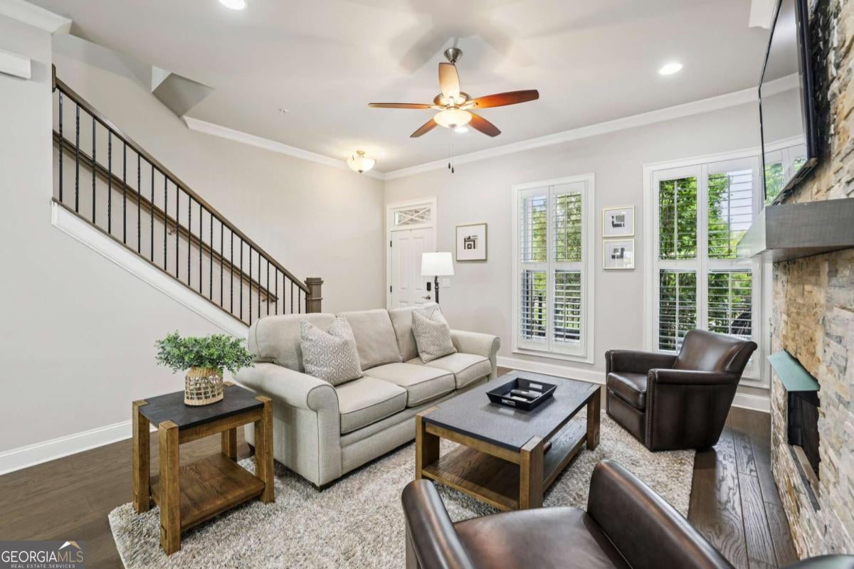 Alpharetta, Georgia, 30009, United States, 3 Bedrooms Bedrooms, ,4 BathroomsBathrooms,Residential,Active,1914849