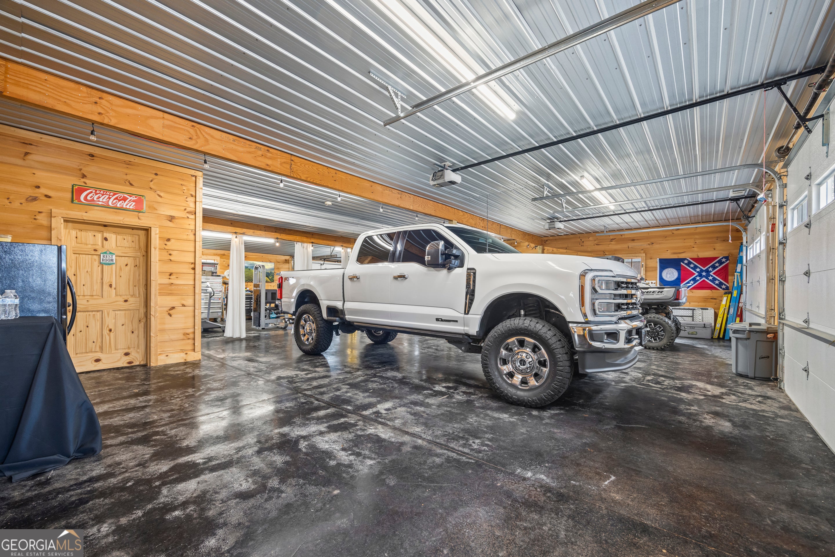 Hartwell, Georgia, 30643, United States, 6 Bedrooms Bedrooms, ,6 BathroomsBathrooms,Residential,Active,2011216