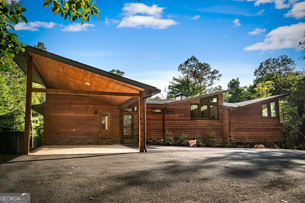 Ellijay, Georgia, 30540, United States, 5 Bedrooms Bedrooms, ,6 BathroomsBathrooms,Residential,Active,1919053