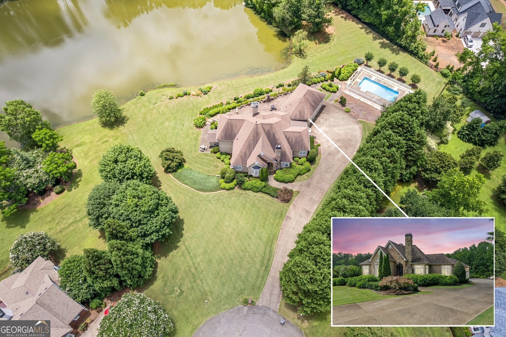 Canton, Georgia, 30115, United States, 5 Bedrooms Bedrooms, ,6 BathroomsBathrooms,Residential,Active,1862868
