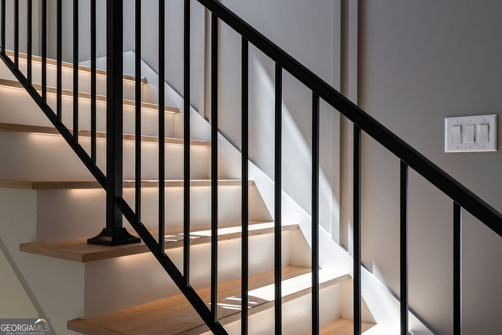 Cumming, Georgia, 30041, United States, 4 Bedrooms Bedrooms, ,4 BathroomsBathrooms,Residential,Active,1945468