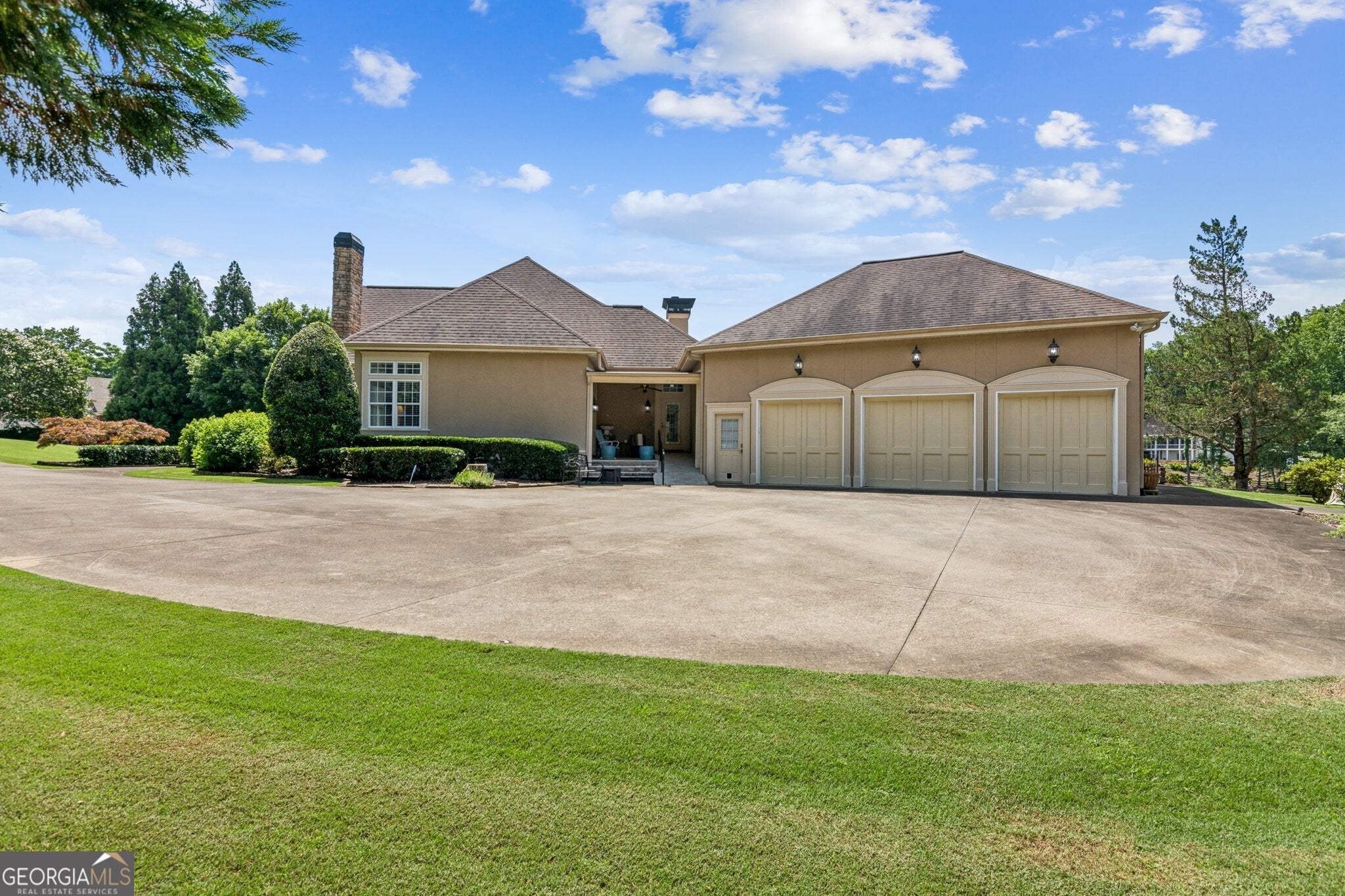 Canton, Georgia, 30115, United States, 5 Bedrooms Bedrooms, ,6 BathroomsBathrooms,Residential,Active,1862868