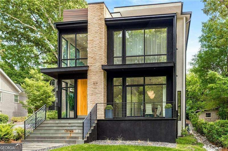 Atlanta, Georgia, 30306, United States, 4 Bedrooms Bedrooms, ,4 BathroomsBathrooms,Residential,Active,1828965