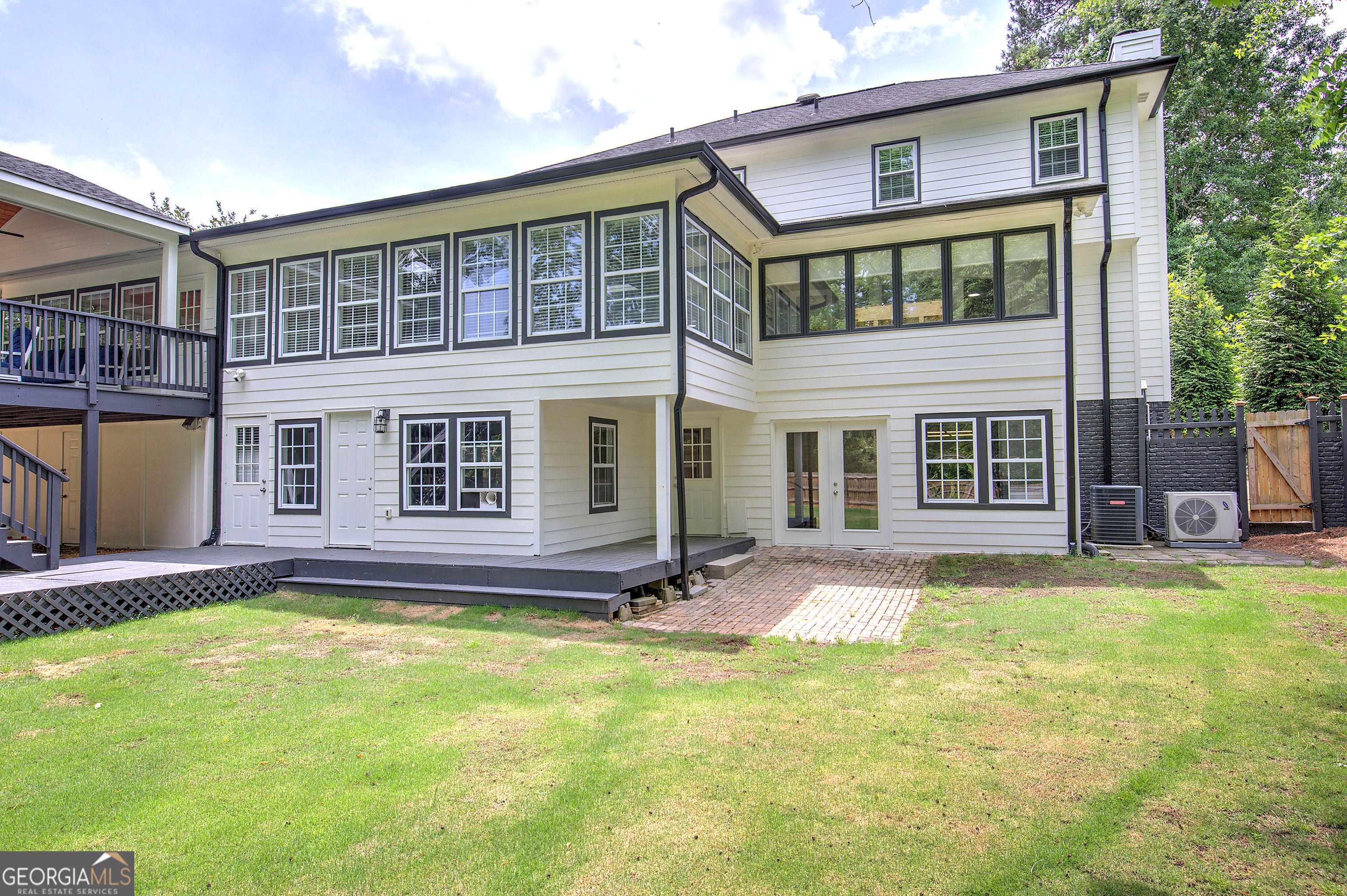 Marietta, Georgia, 30068, United States, 6 Bedrooms Bedrooms, ,5 BathroomsBathrooms,Residential,Active,2044581