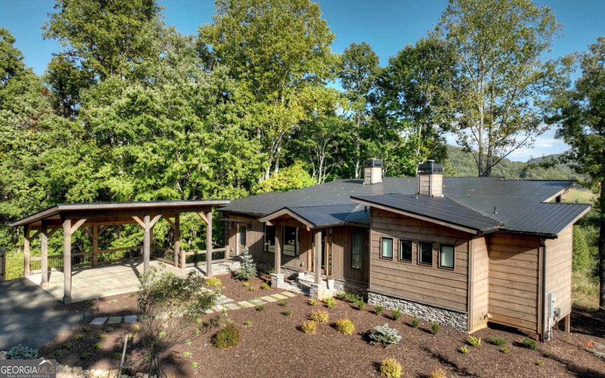 Morganton, Georgia, 30560, United States, 3 Bedrooms Bedrooms, ,4 BathroomsBathrooms,Residential,Active,2010579