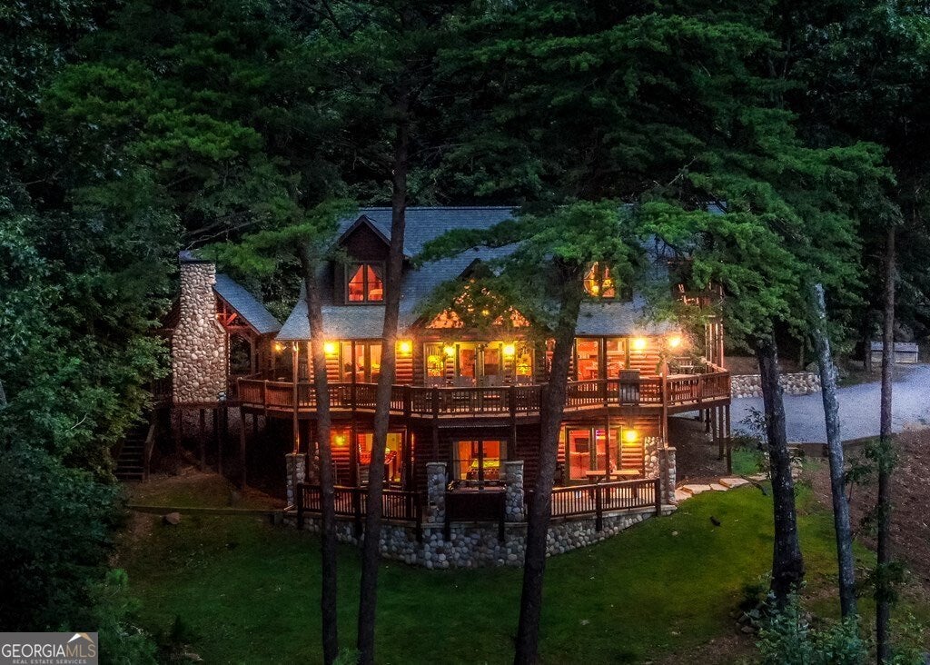 Blue Ridge, Georgia, 30513, United States, 4 Bedrooms Bedrooms, ,4 BathroomsBathrooms,Residential,Active,2010546