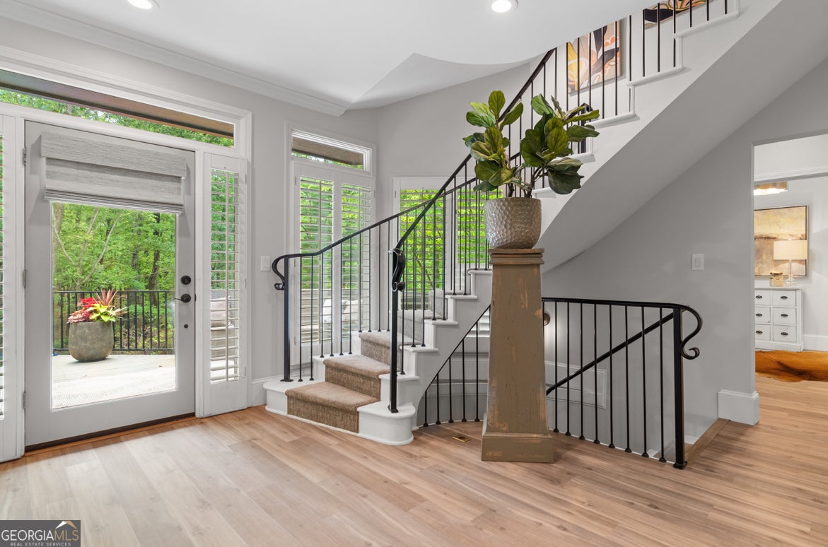 Big Canoe, Georgia, 30143, United States, 5 Bedrooms Bedrooms, ,6 BathroomsBathrooms,Residential,Active,1810518