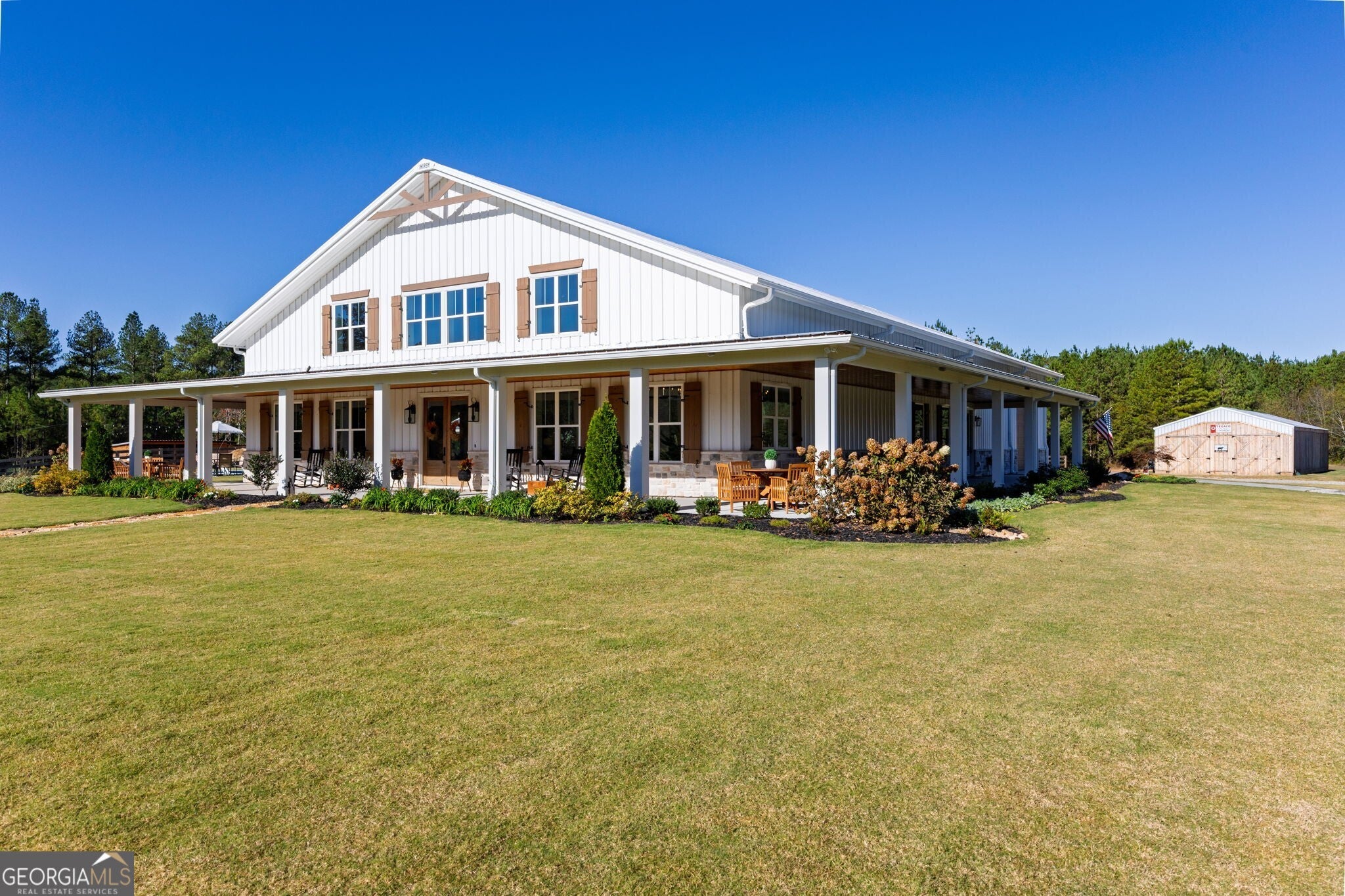 Rydal, Georgia, 30171, United States, 5 Bedrooms Bedrooms, ,5 BathroomsBathrooms,Residential,Active,1987251