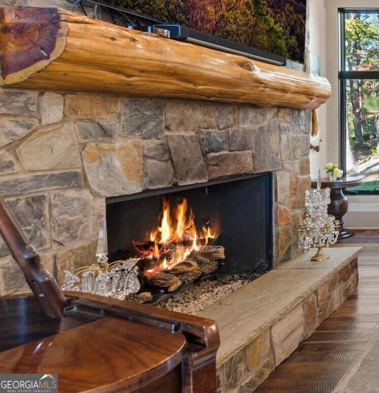 Ellijay, Georgia, 30536, United States, 3 Bedrooms Bedrooms, ,4 BathroomsBathrooms,Residential,Active,1968415