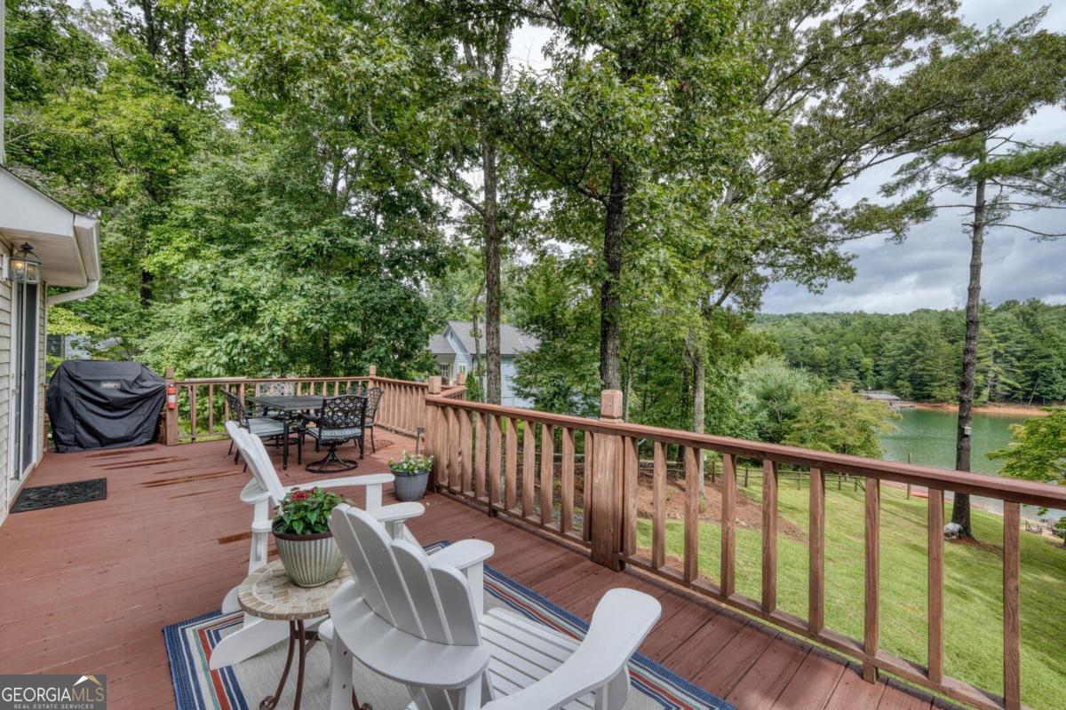 Blairsville, Georgia, 30512, United States, 4 Bedrooms Bedrooms, ,4 BathroomsBathrooms,Residential,Active,1926683