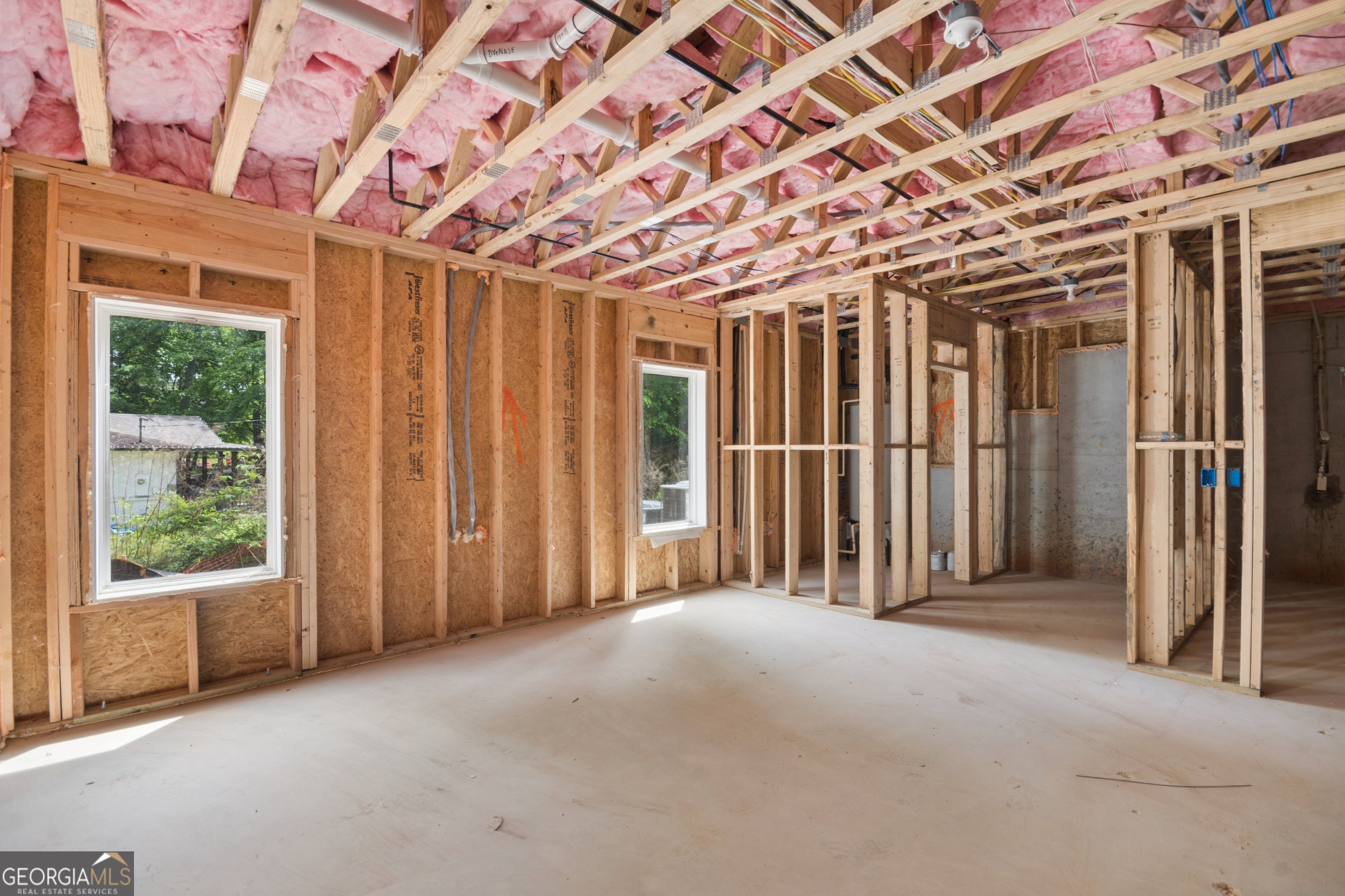 Alpharetta, Georgia, 30022, United States, 5 Bedrooms Bedrooms, ,4 BathroomsBathrooms,Residential,Active,2044146