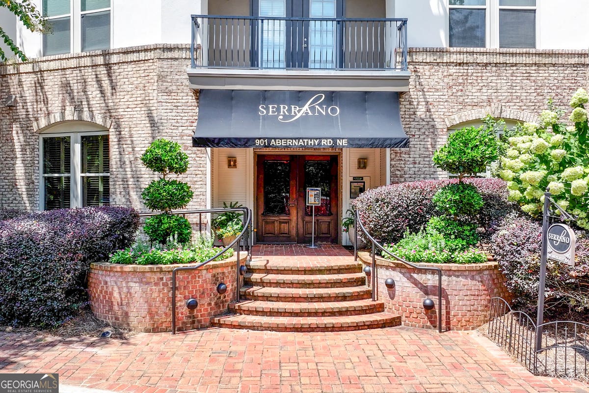 901 Abernathy Rd Unit 1230  