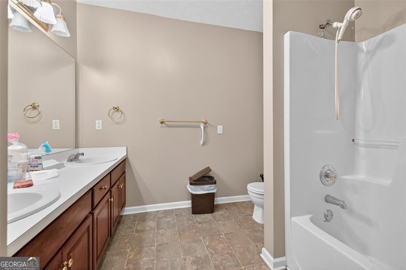 Suwanee, Georgia, 30024, United States, 7 Bedrooms Bedrooms, ,6 BathroomsBathrooms,Residential,Active,1990679