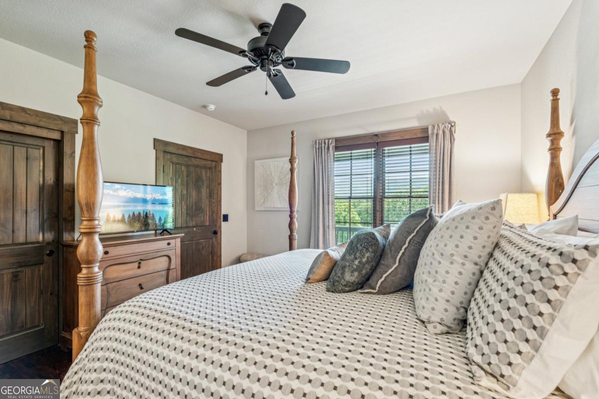 Ellijay, Georgia, 30536, United States, 3 Bedrooms Bedrooms, ,4 BathroomsBathrooms,Residential,Active,1929422