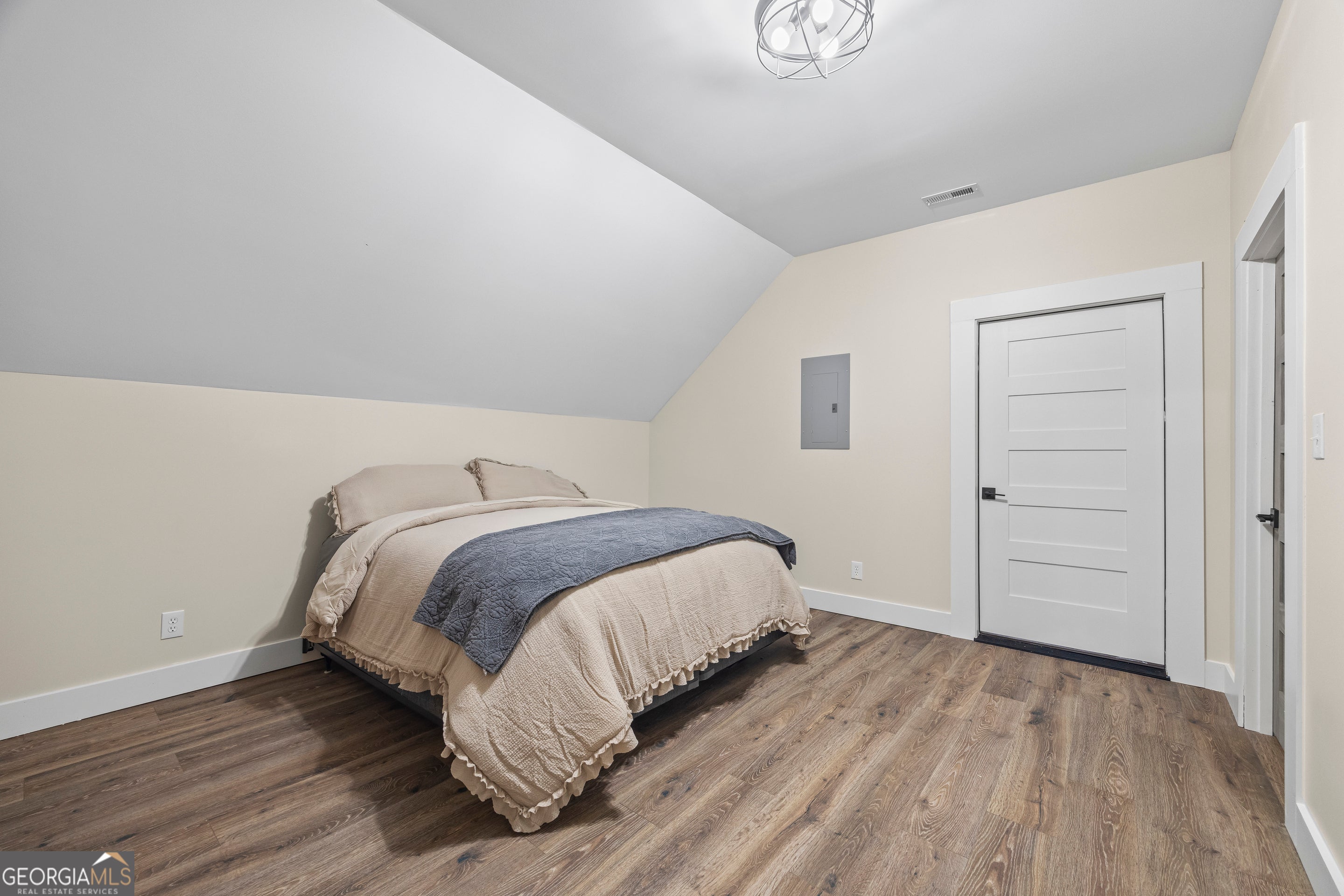 Hartwell, Georgia, 30643, United States, 6 Bedrooms Bedrooms, ,6 BathroomsBathrooms,Residential,Active,2011216