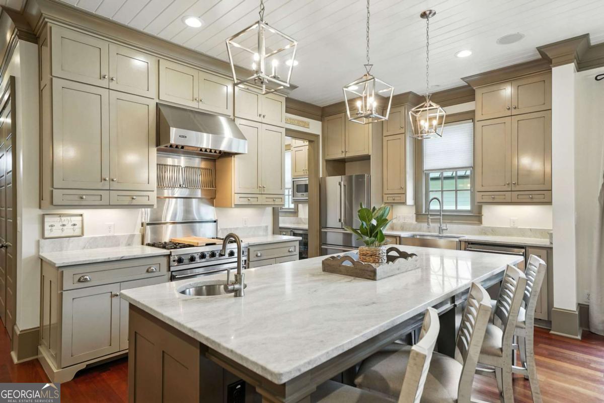 Ball Ground, Georgia, 30107, United States, 5 Bedrooms Bedrooms, ,6 BathroomsBathrooms,Residential,Active,1961923