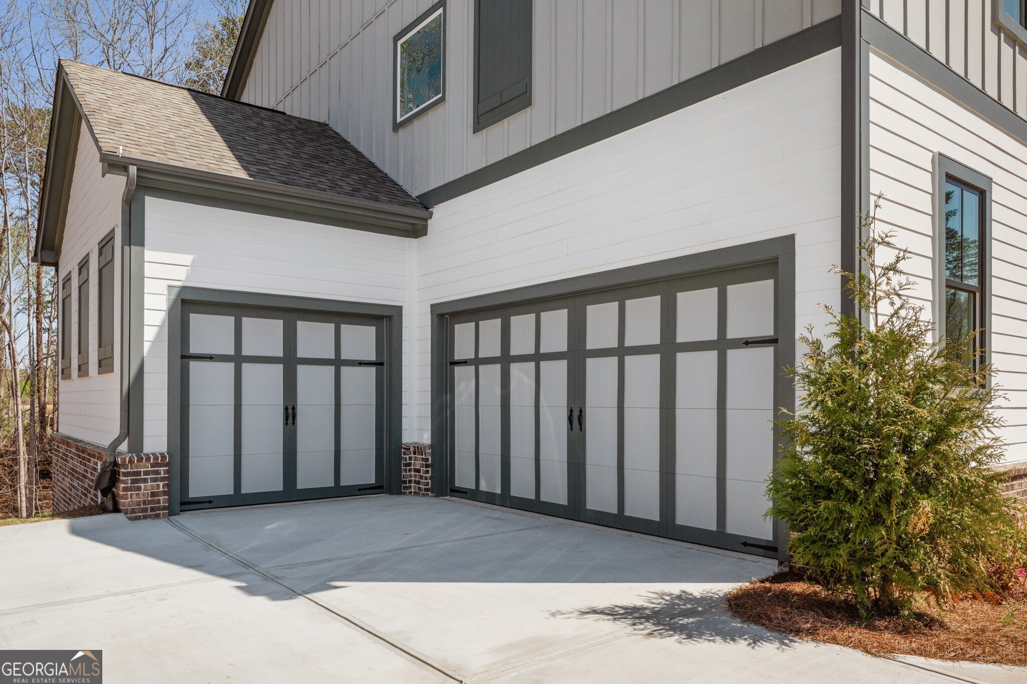 Cumming, Georgia, 30041, United States, 5 Bedrooms Bedrooms, ,5 BathroomsBathrooms,Residential,Active,1964470