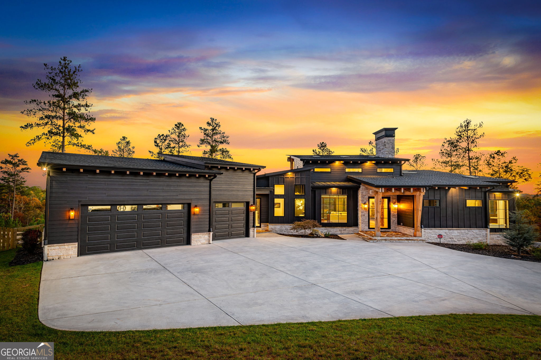 Ellijay, Georgia, 30540, United States, 4 Bedrooms Bedrooms, ,3 BathroomsBathrooms,Residential,Active,1986866