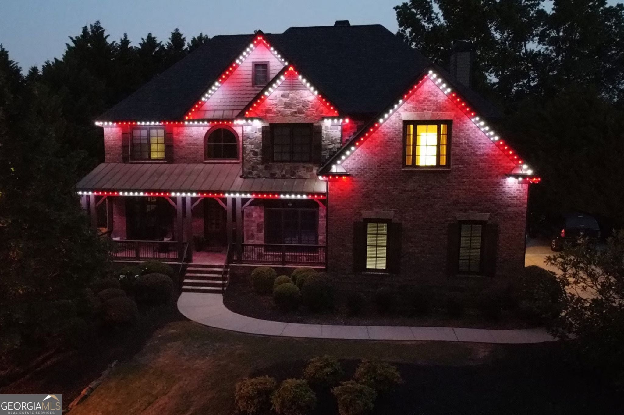 Cumming, Georgia, 30040, United States, 6 Bedrooms Bedrooms, ,7 BathroomsBathrooms,Residential,Active,1898201