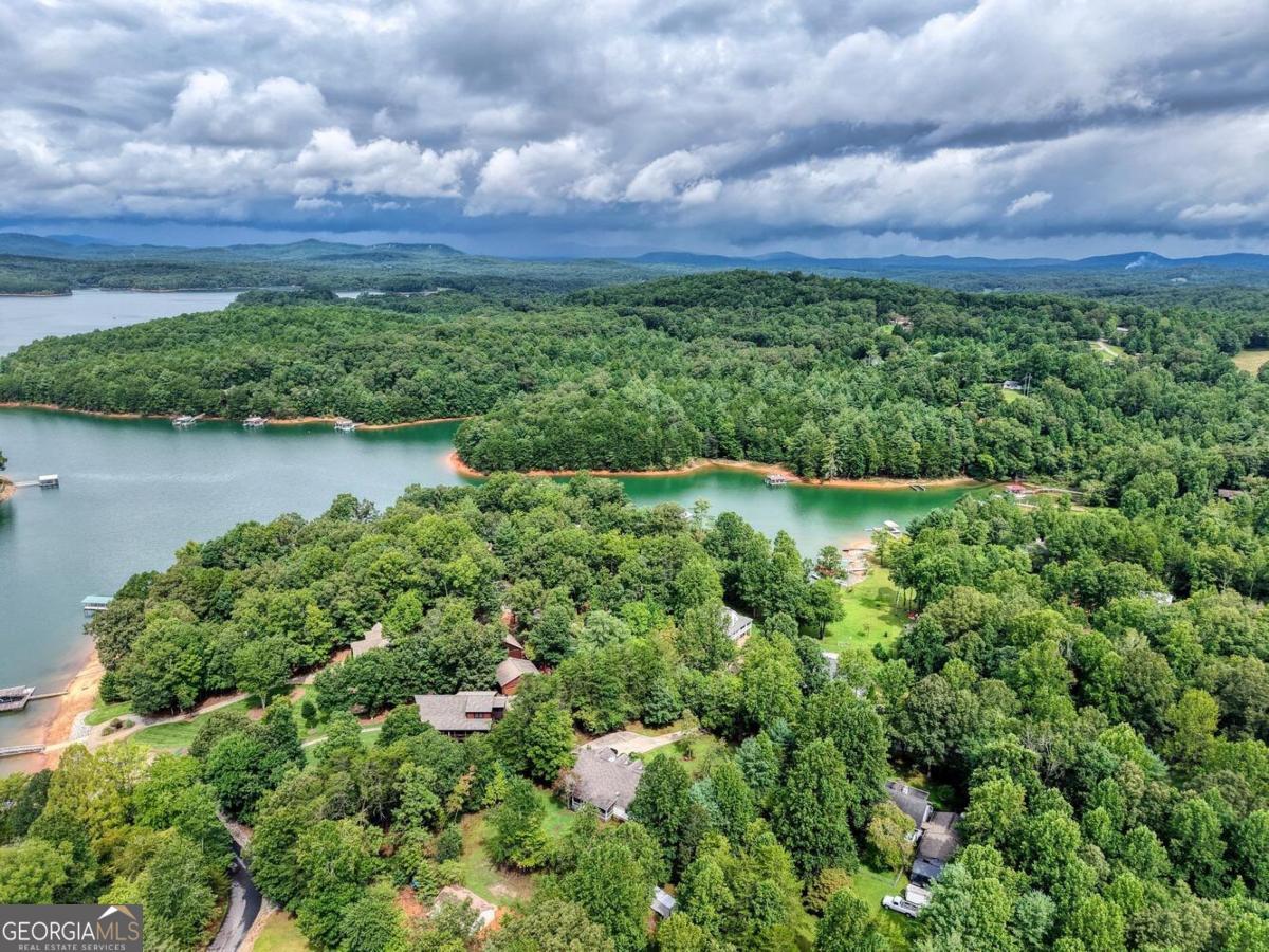 Blairsville, Georgia, 30512, United States, 4 Bedrooms Bedrooms, ,4 BathroomsBathrooms,Residential,Active,1926683