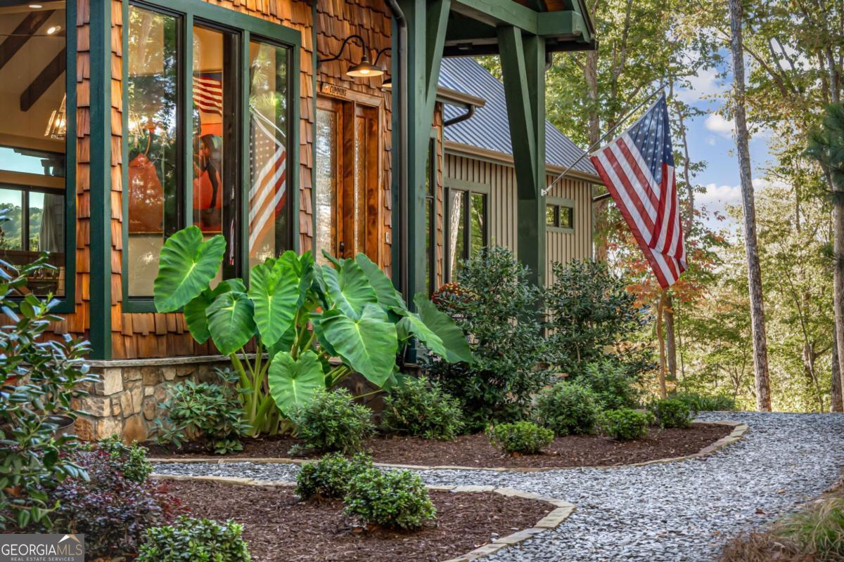 Ellijay, Georgia, 30536, United States, 3 Bedrooms Bedrooms, ,4 BathroomsBathrooms,Residential,Active,1968415