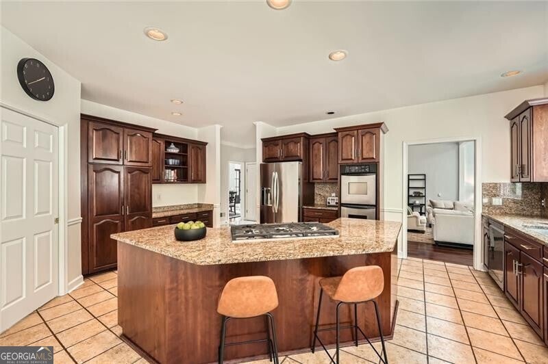 Roswell, Georgia, 30075, United States, 6 Bedrooms Bedrooms, ,6 BathroomsBathrooms,Residential,Active,1831832