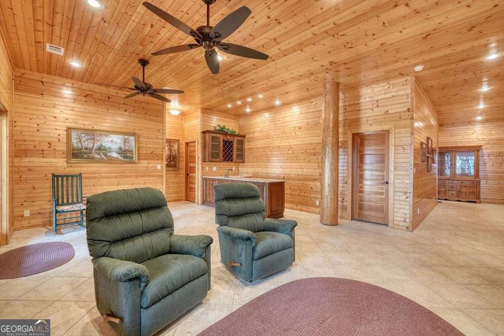 Blairsville, Georgia, 30512, United States, 4 Bedrooms Bedrooms, ,6 BathroomsBathrooms,Residential,Active,1936094