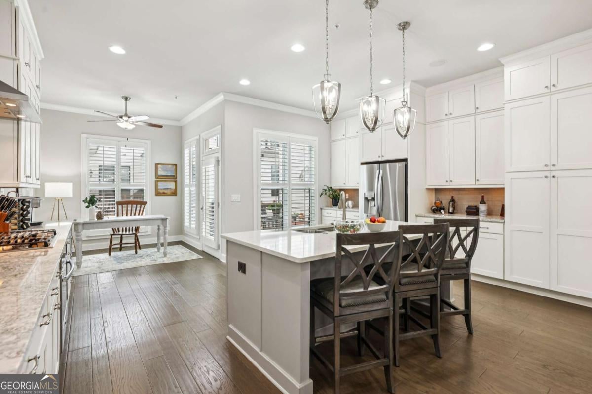 Alpharetta, Georgia, 30009, United States, 3 Bedrooms Bedrooms, ,4 BathroomsBathrooms,Residential,Active,1914849