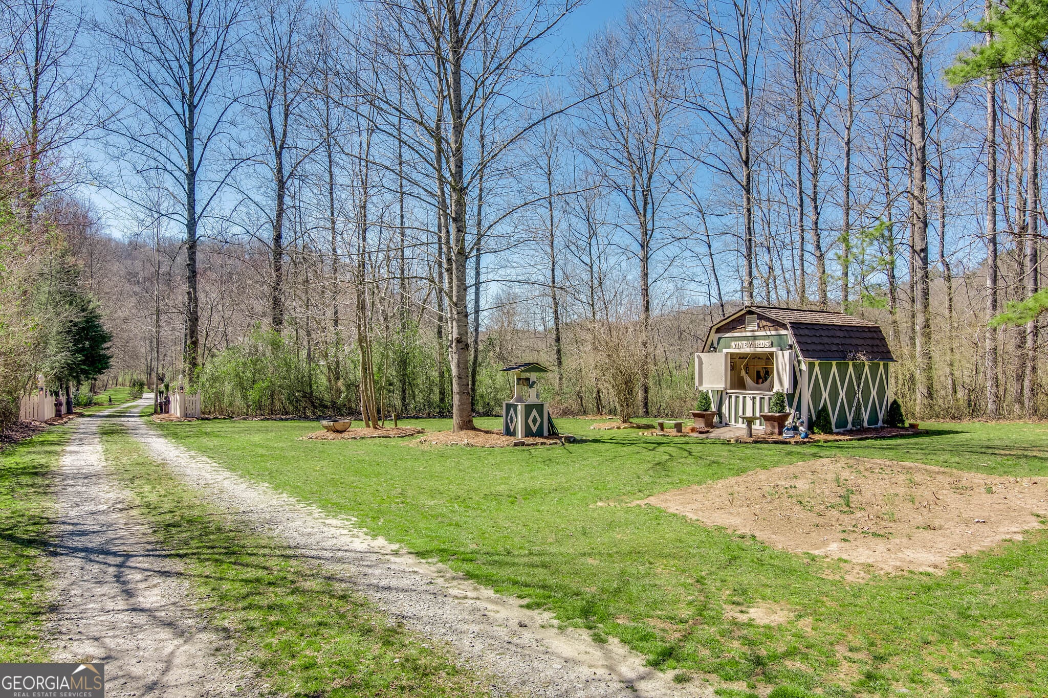 Ellijay, Georgia, 30540, United States, 4 Bedrooms Bedrooms, ,3 BathroomsBathrooms,Residential,Active,1968093