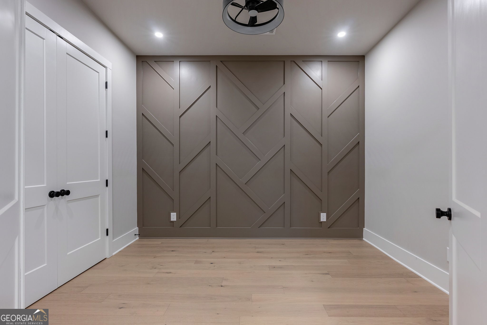 Cumming, Georgia, 30041, United States, 4 Bedrooms Bedrooms, ,4 BathroomsBathrooms,Residential,Active,1945468