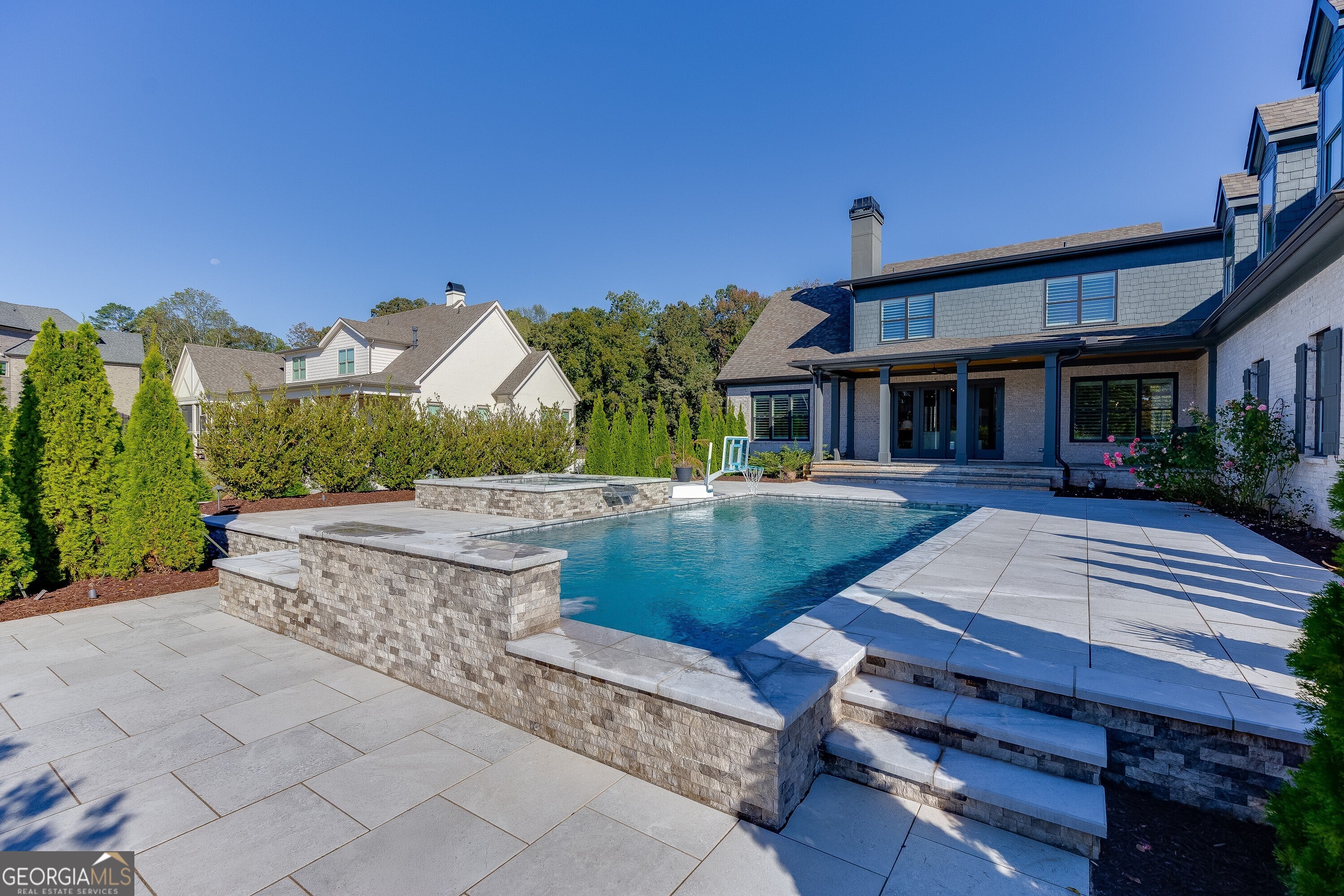 Flowery Branch, Georgia, 30542, United States, 4 Bedrooms Bedrooms, ,6 BathroomsBathrooms,Residential,Active,1999906