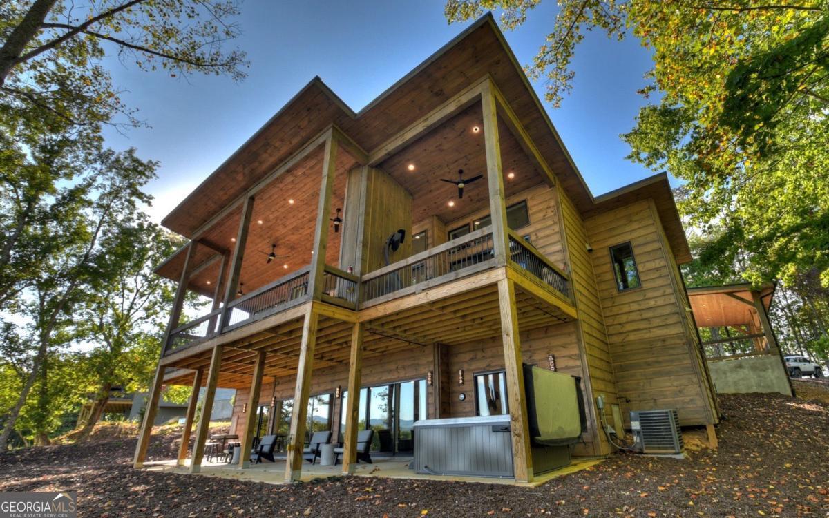 Morganton, Georgia, 30560, United States, 3 Bedrooms Bedrooms, ,4 BathroomsBathrooms,Residential,Active,2010579