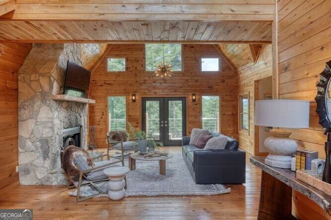 Blue Ridge, Georgia, 30513, United States, 5 Bedrooms Bedrooms, ,4 BathroomsBathrooms,Residential,Active,1922342